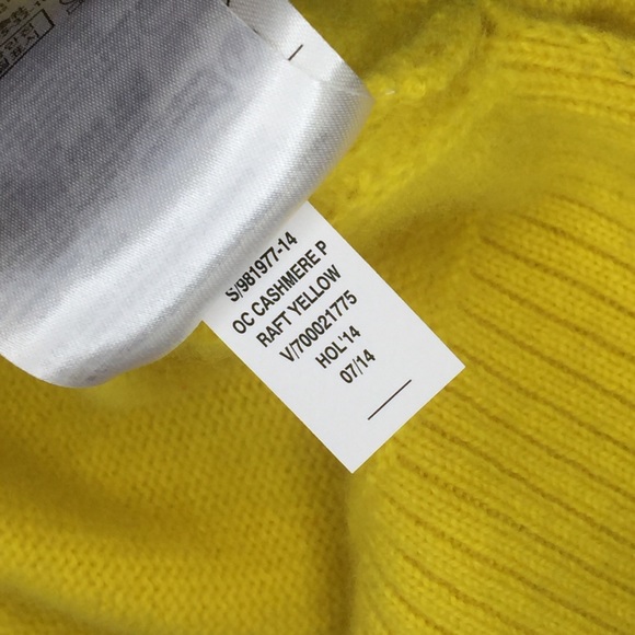 GAP 100% Cashmere Sweater Yellow Gold Lg/Med - Picture 7 of 8